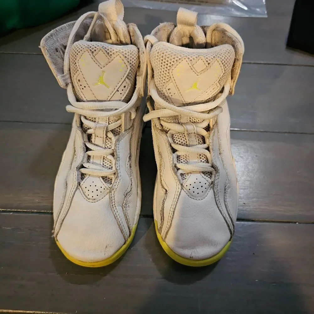 Jordan true flight